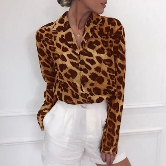 LEOPARD LONG SLEEVE BLOUSE - Picture 1 of 3